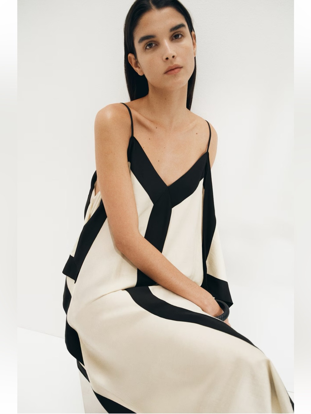 New H&M Flowing V-Neck Spaghetti Strap Maxi Dress - Picture 8 of 12